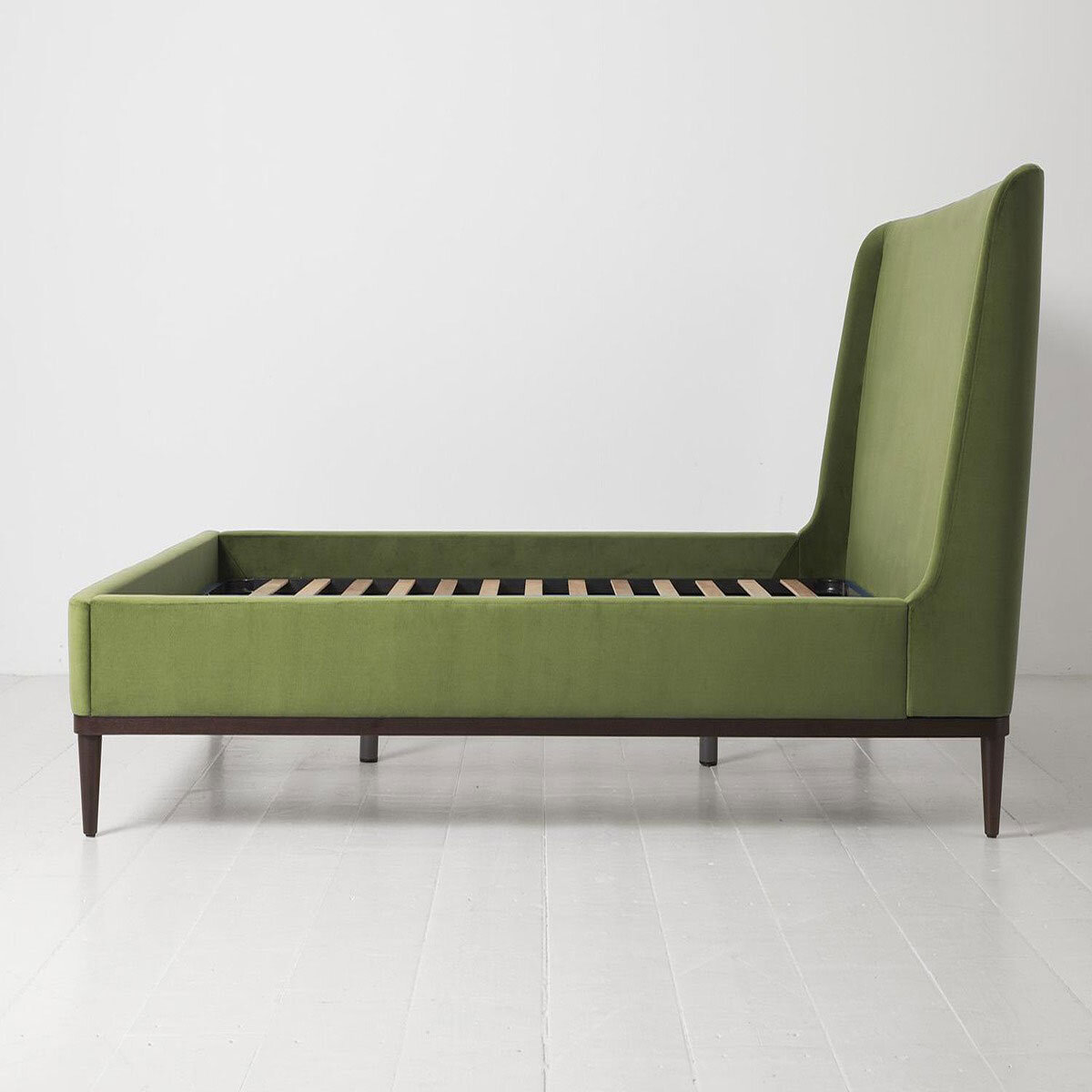 Swyft Bed 02 Green Velvet Bed Frame, 180 x 200 cm